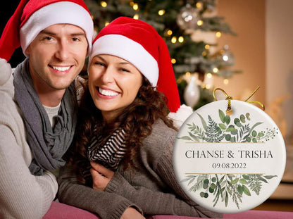 Personalized Names & Date Christmas Tree Ornaments 2022, Customizable Ceramic Ornament, Christmas Keepsake Gifts for Couples, Parents, Gifts for Wedding, Anniversary, Engagement