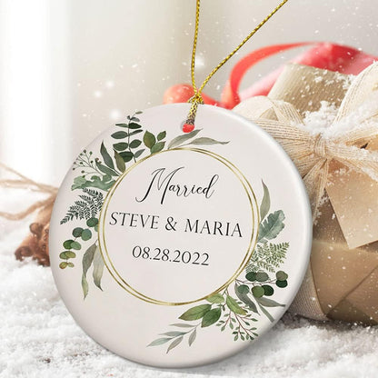 Personalized Names Christmas Tree Ornaments, Customizable Ceramic Ornament, Gifts for Newlyweds, Just Married Couples, First Christmas Married Ornaments 2022, Memorable Gift for Wedding, Engagement